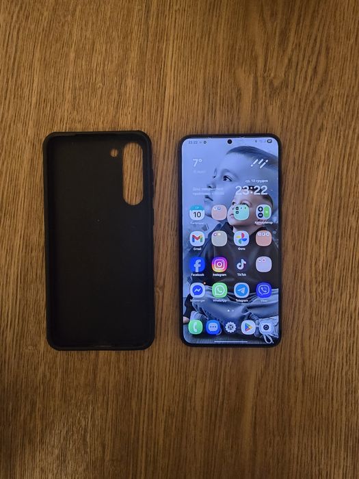 Самсунг с23 плюс 512г