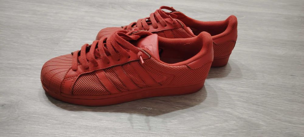 Adidas em bom estado n 41.5