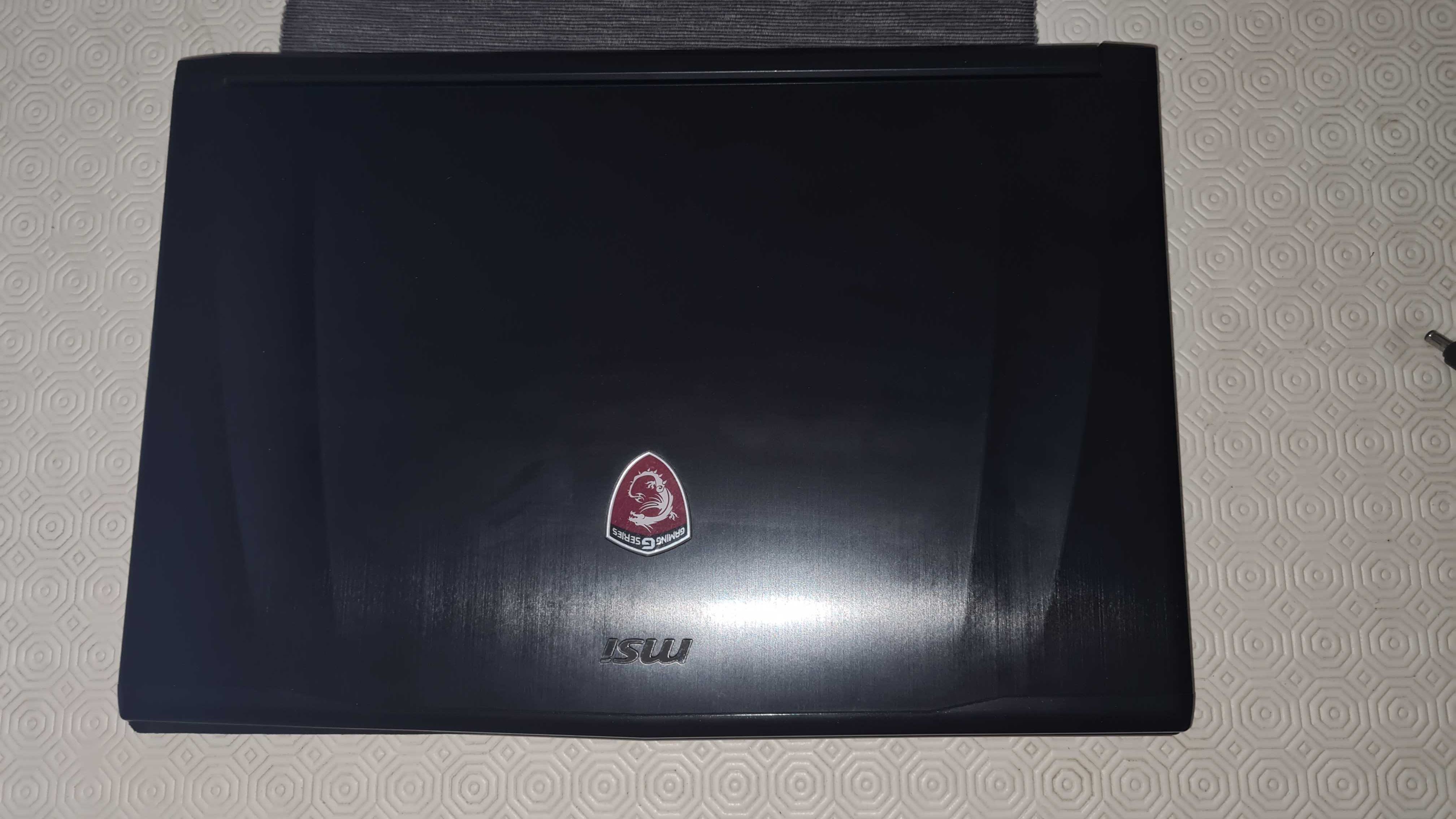 MSI GE72 2QL Apache