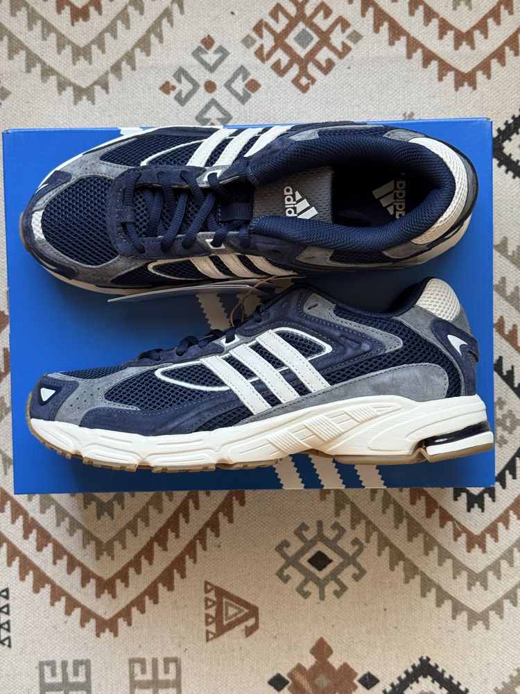 Adidas Response CL