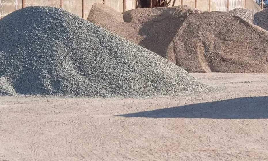 Kliniec, kamień, piach, żwir