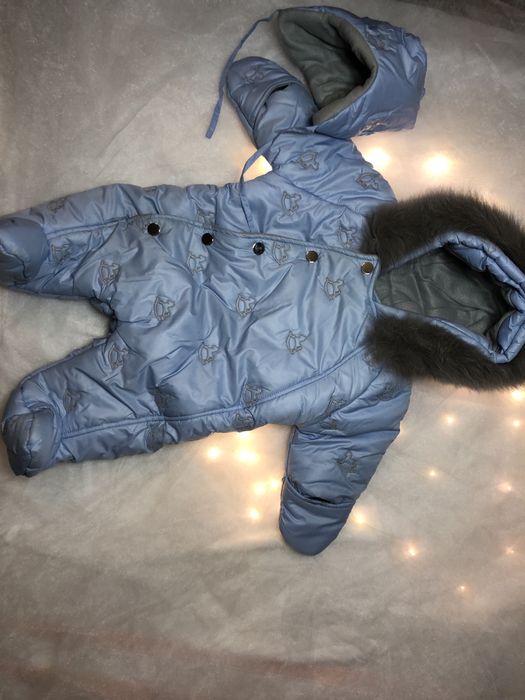 Натуральний пуховик дитячий, розмір 3-6 місяців.