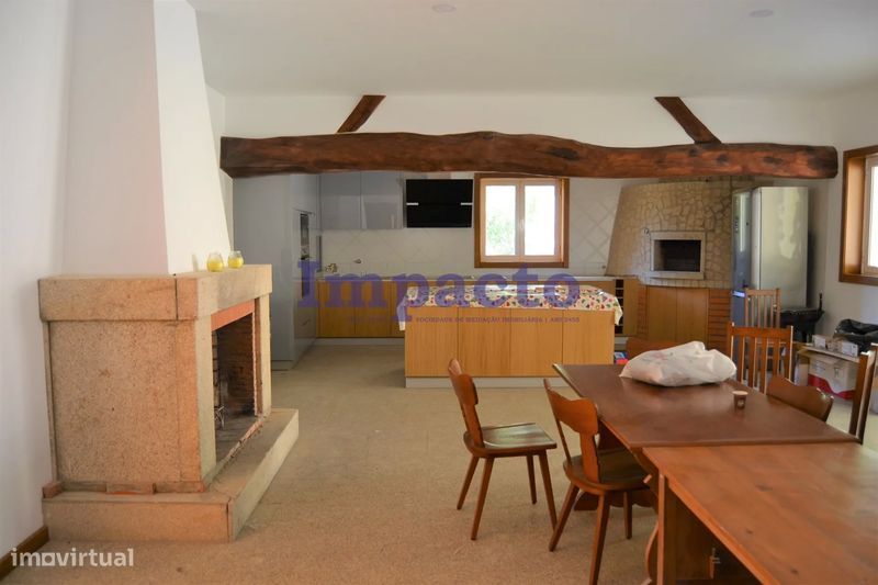 Quinta com moradia T6 em Fajões, Oliveira de Azeméis