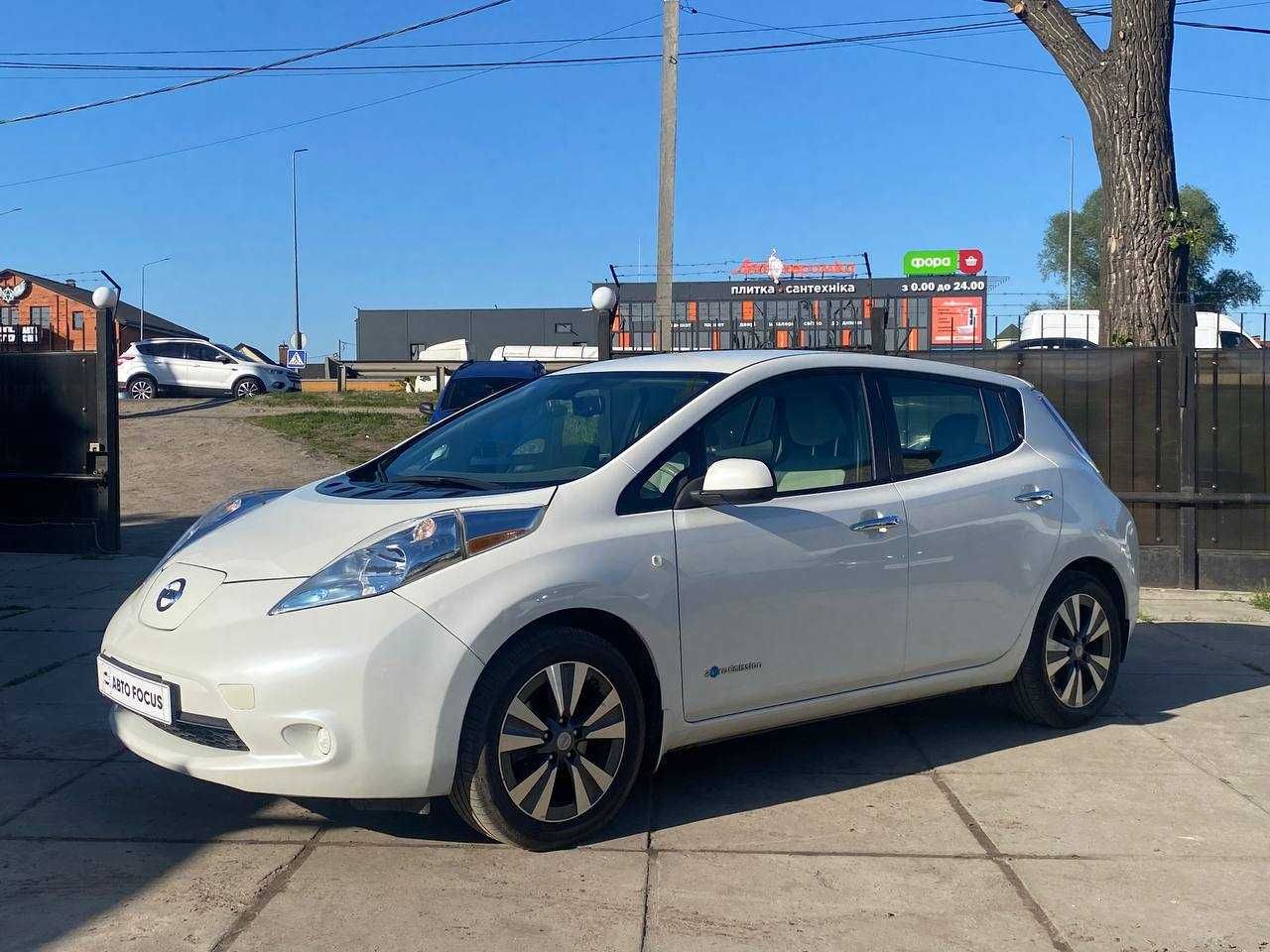 Nissan Leaf 2015 AT 24кВт Електро - Обмін/Розстрочка
