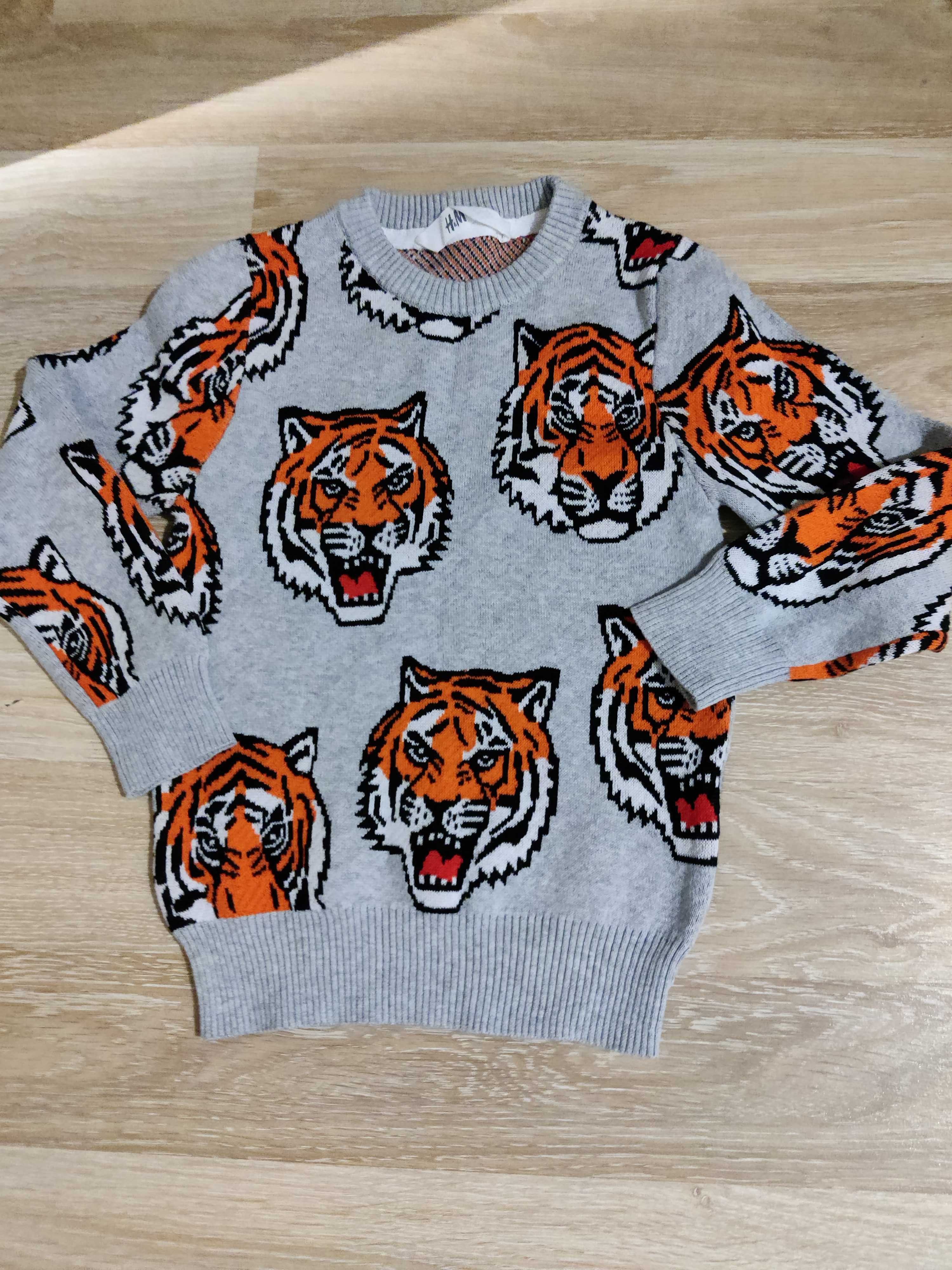 sprzedam sweter H&M na 4-6 lat