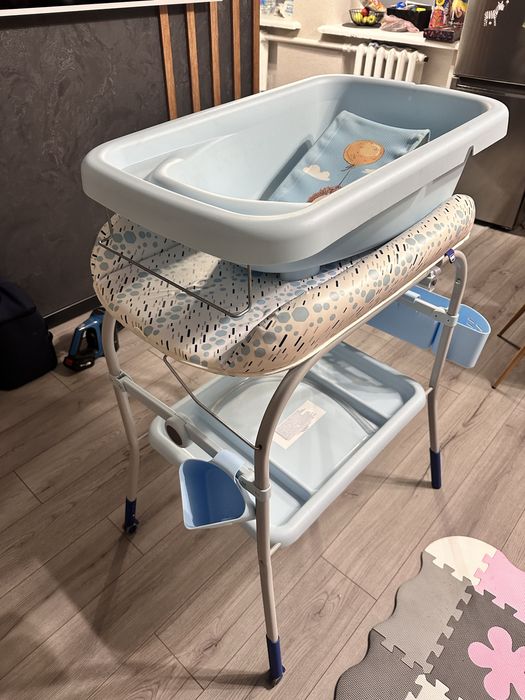 пеленальний столик з ванночкою Chicco Cuddle & Bubble