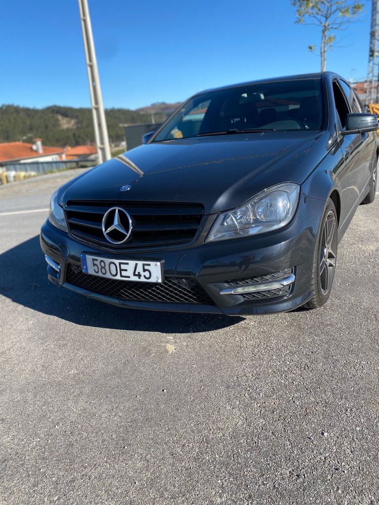 Mercedes C220 AMG