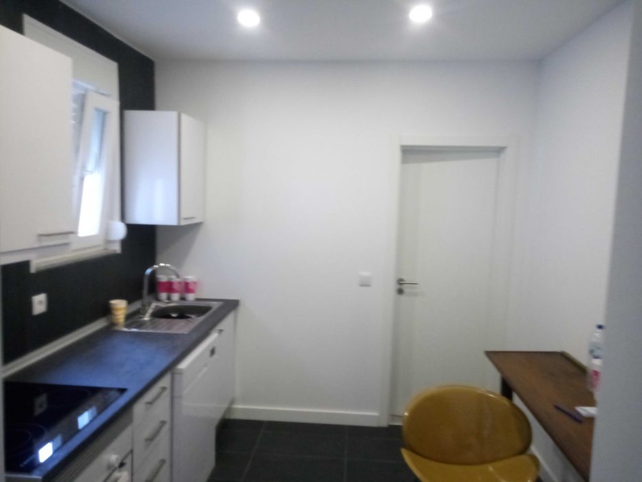 Casa mobilada para arrendar no Centro do Porto (T2)