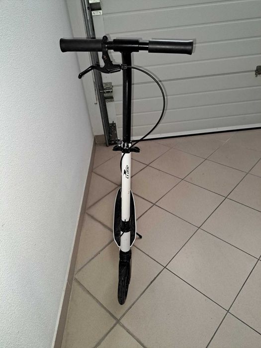 Trotinete em alumínio com suspensão Crane Dobrável