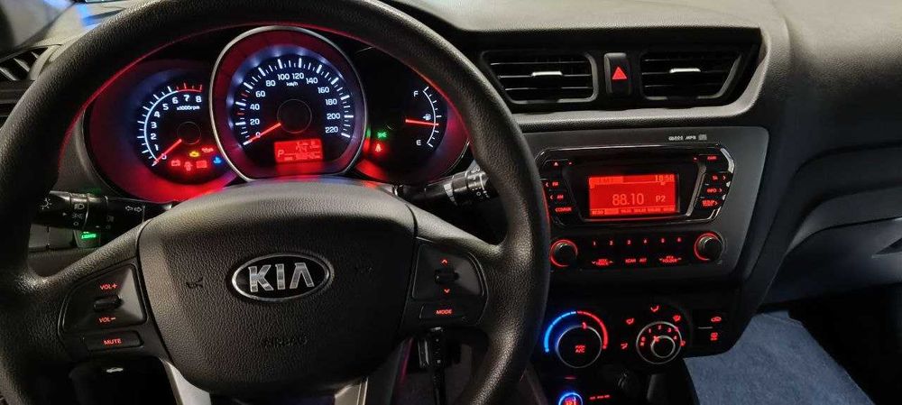 Kia Rio 2013г Автомат
