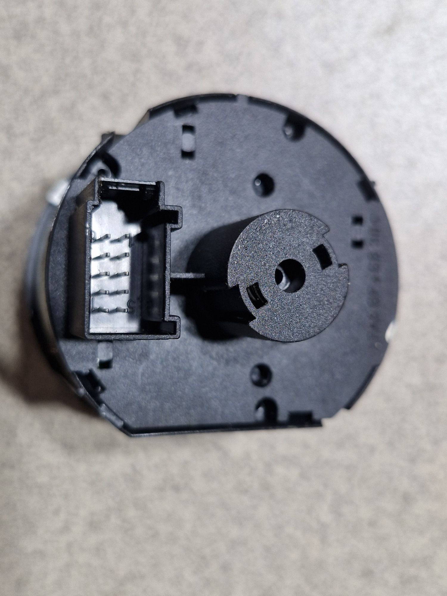 Wlacznik swiatel vw golf 5 plus