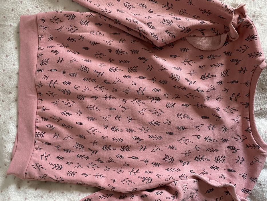 Nowa bluza bez metek rozm 128 (128/134) wysyłka 1 zł