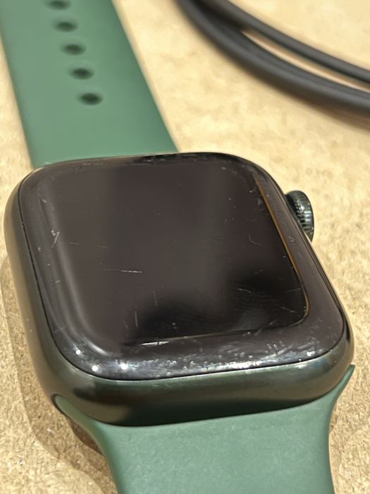 Apple Watch 7 41mm GPS 81%