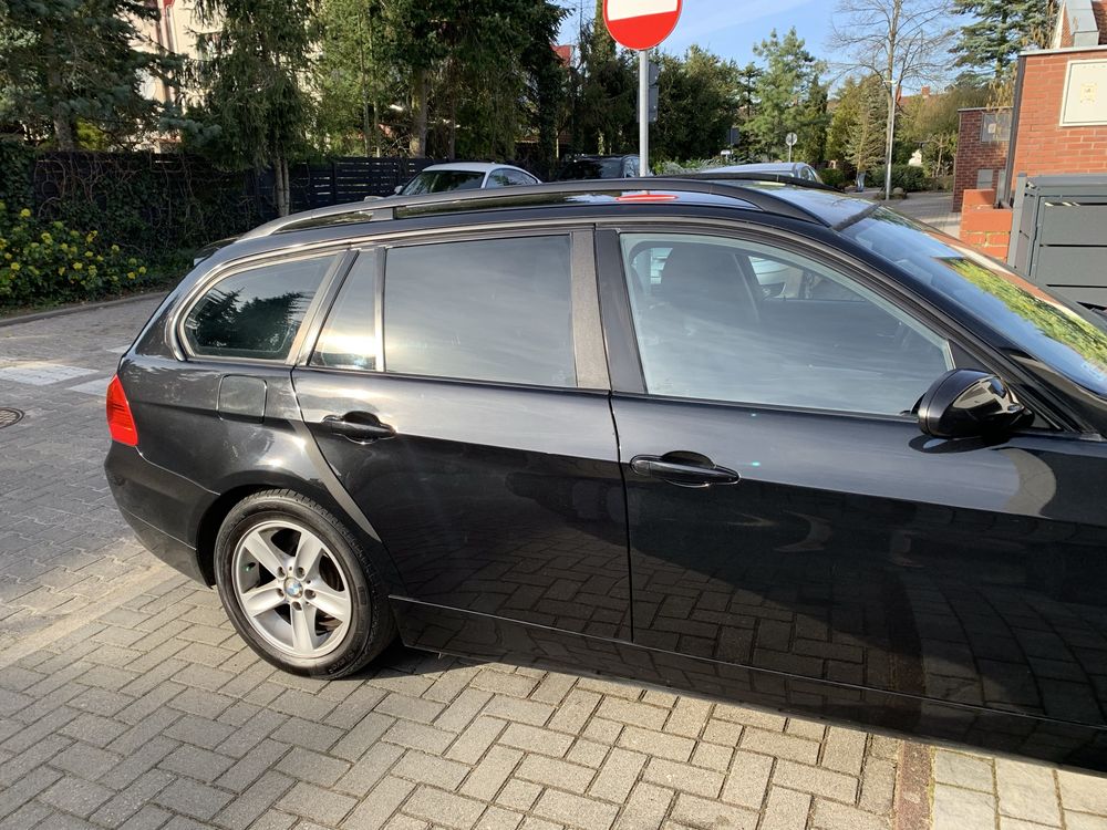 BMW 320i E91 touring  Benzyna + LPG