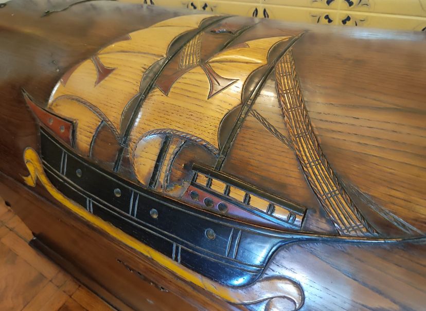 Vendo baú de madeira