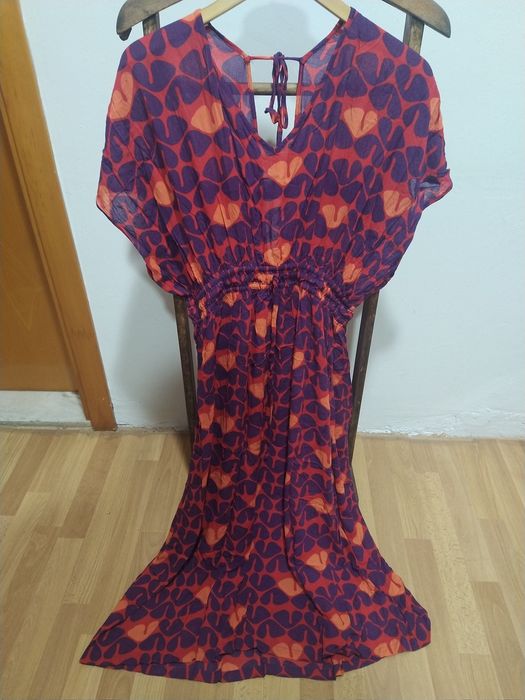 Vestido comprido florido tamanho M