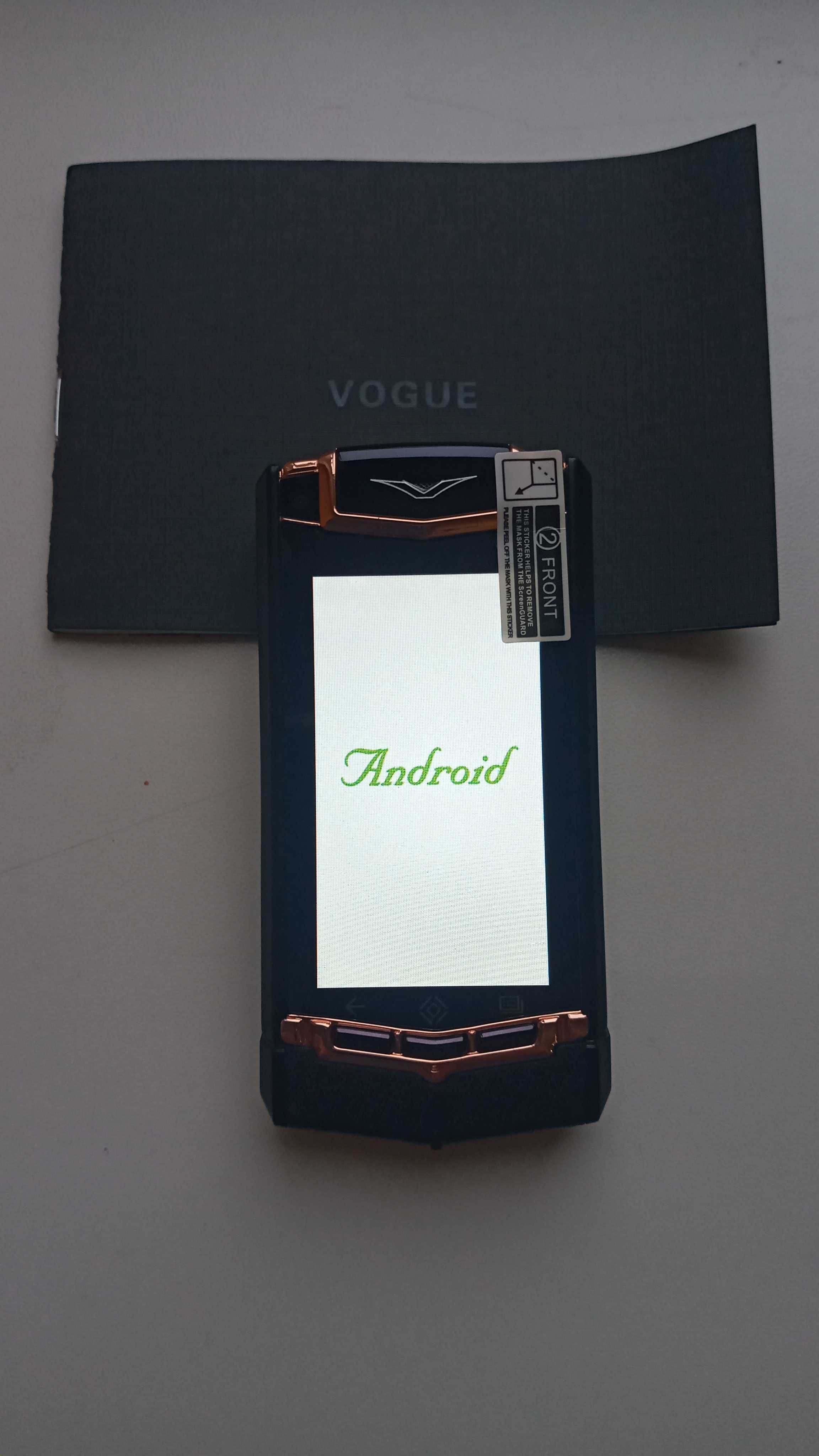 Продам новий телефон VOGUE V8 D-000088