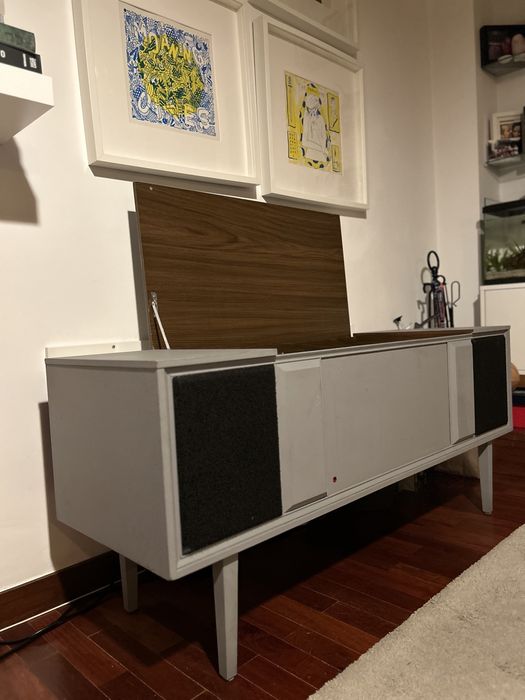 Gira discos pye Cambridge 1225