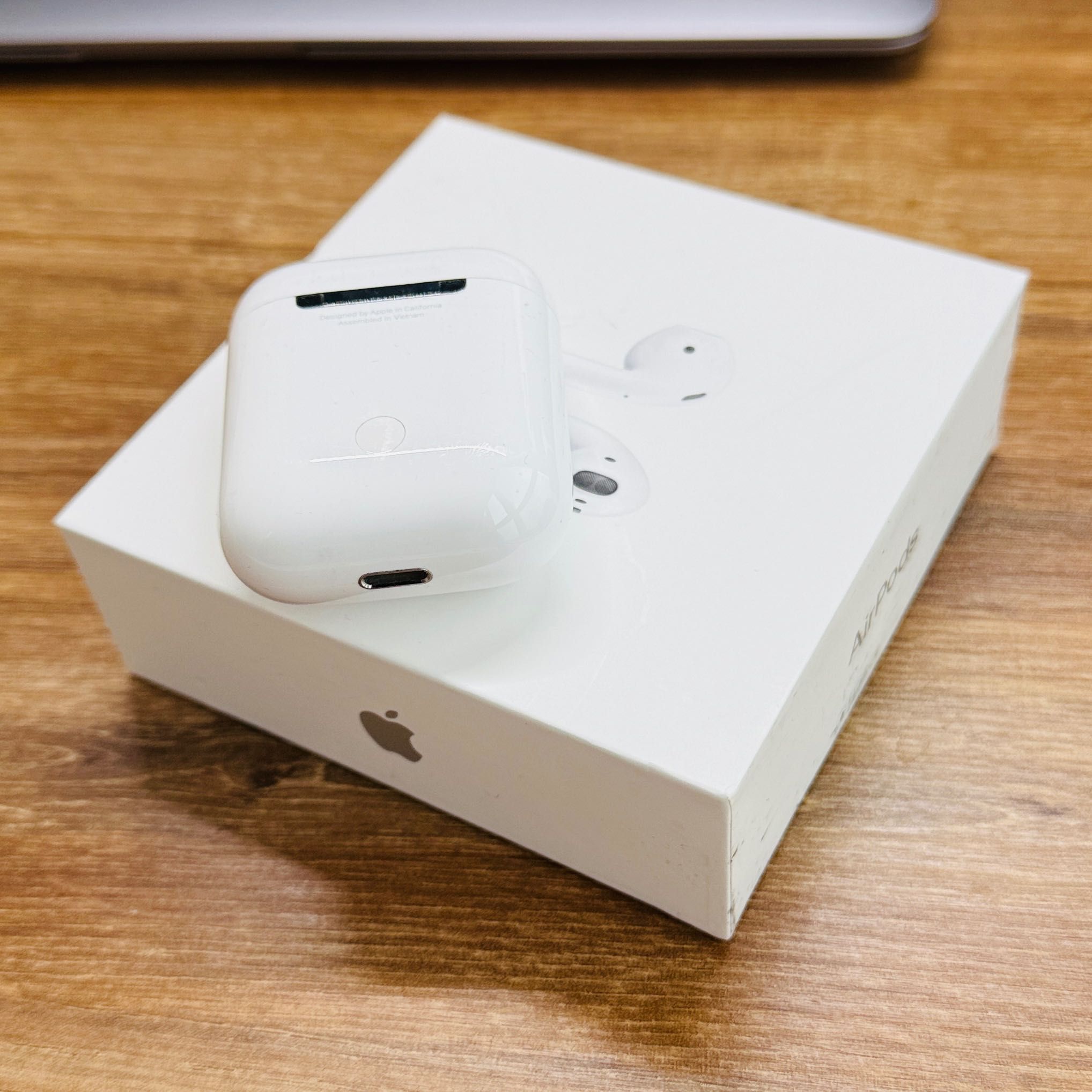 Навушники Apple Airpods 2