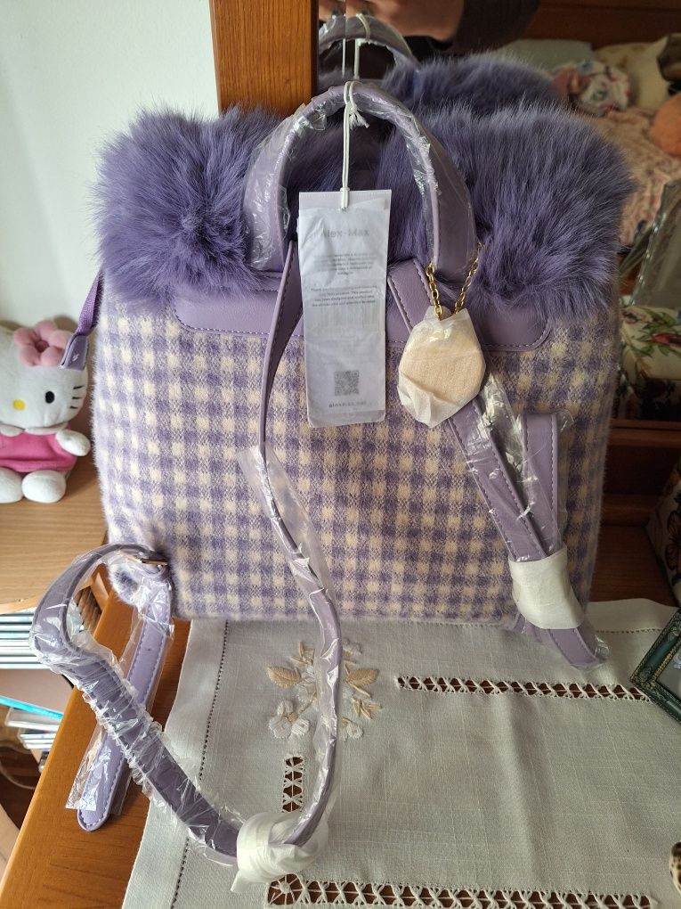 Mochila Lilás e Branco ALEX MAX
