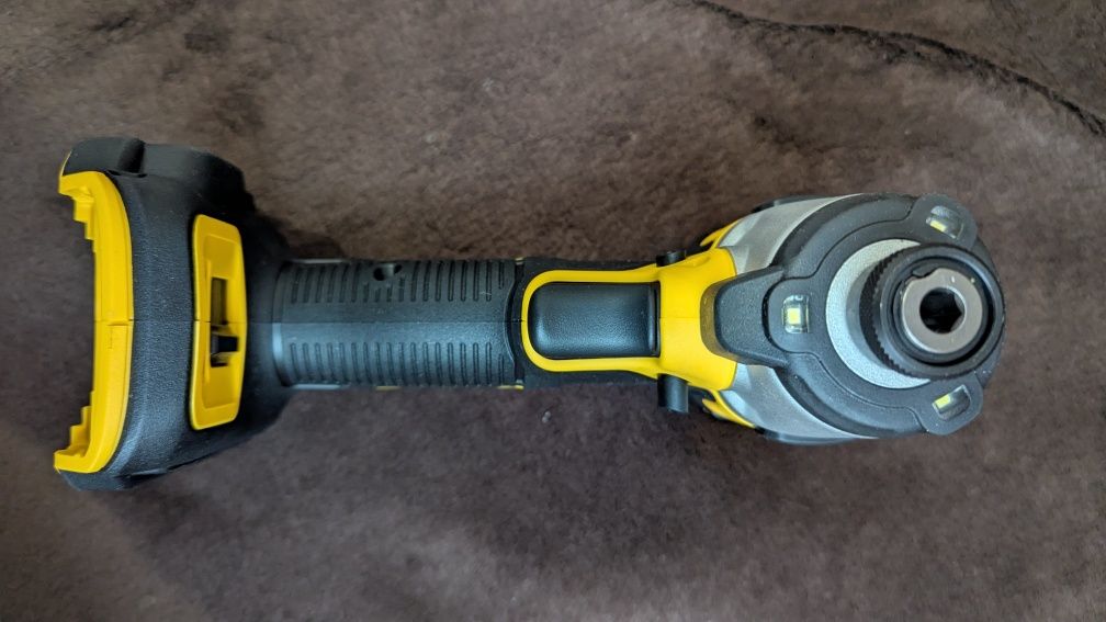 Новий ударний імпакт дрель-шуруповерт DeWALT DCF845B ATOMIC 20V MAX