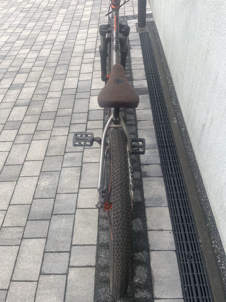 Dirt ns bikes metropolis 2 stan bdb