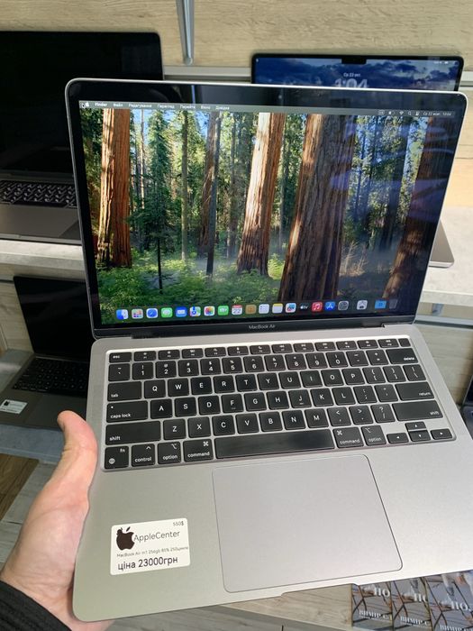 MacBook Air 256Gb, M1, аккумулятор 85% 250 циклов