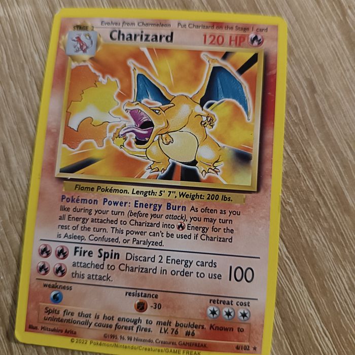 Karta pokemon charizard