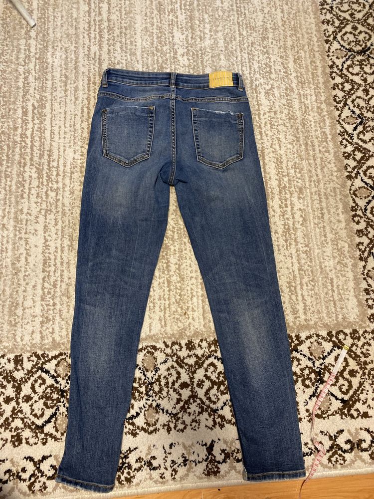 Продам джинси оригінальні zara