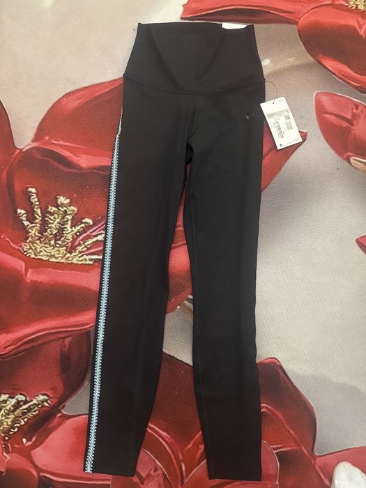 Legginsy nike yoga 7/8 rozmiar xs