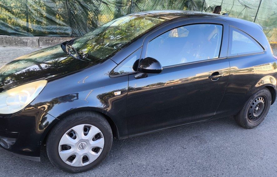 Opel corsa D 1.3 CDTI