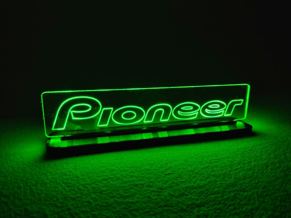 Pioneer, logo, lampka led