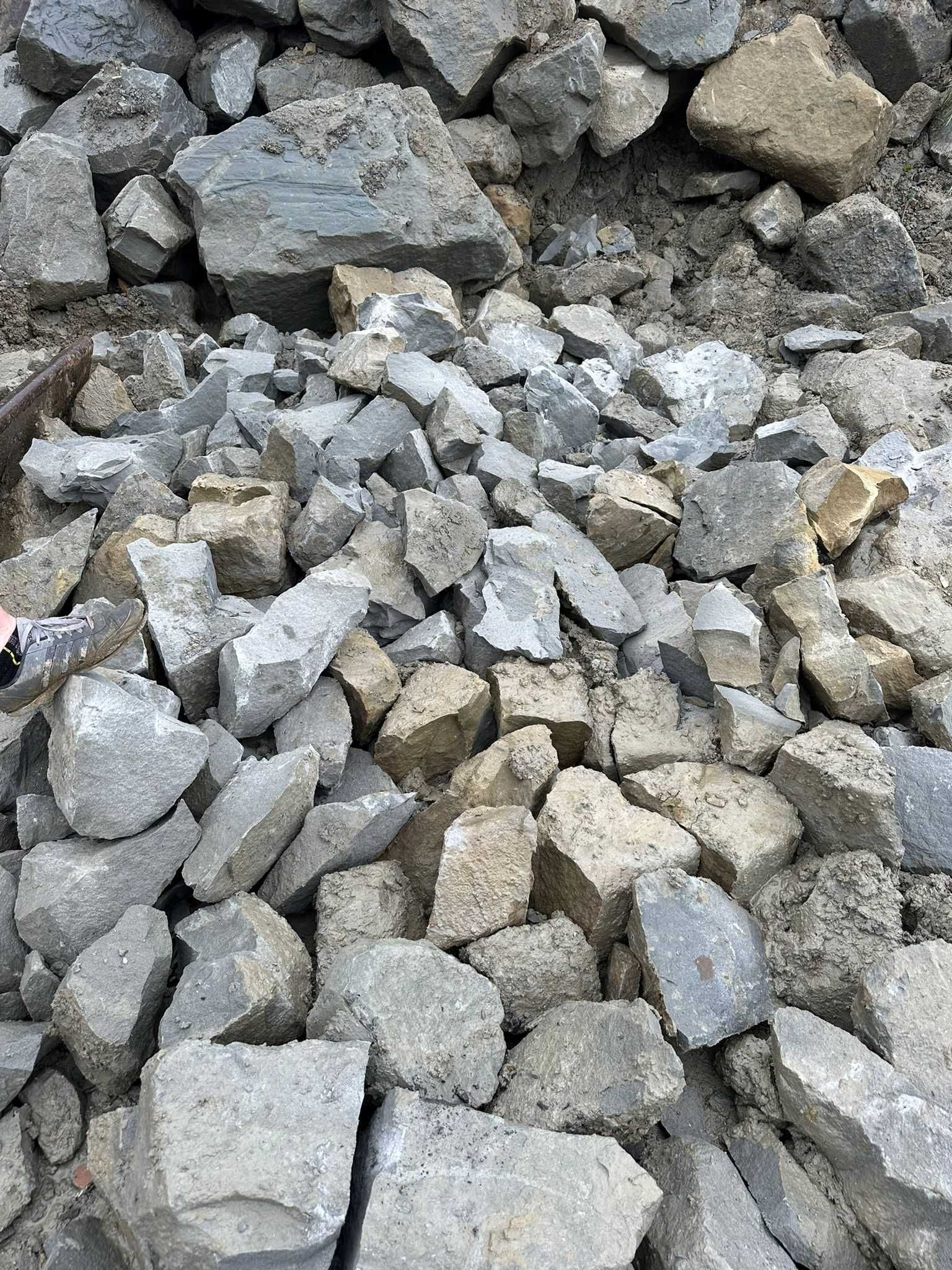 Kamień brukarski na murki, skarpy