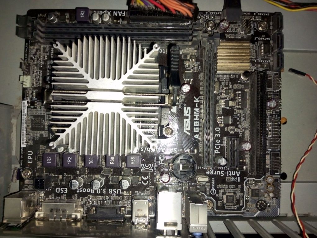 Комплект AMD PRO™/A10 8750k 4x4Ghz/8Gb DDR3 2133Mhz/Radeon™R7/ SSDx2шт