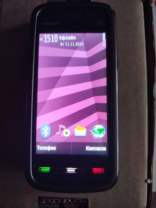 Nokia 5230.  Б/У  Ретро телефон