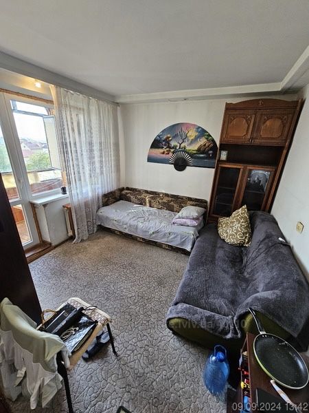 Оренда ізольованої кімнати сихів