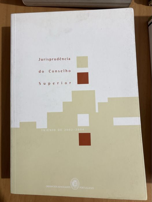 Livros de Direito variados