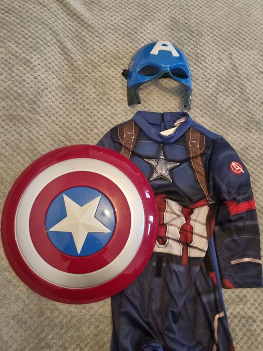 Kapitan America, świecąca maska i tarcza, r.104