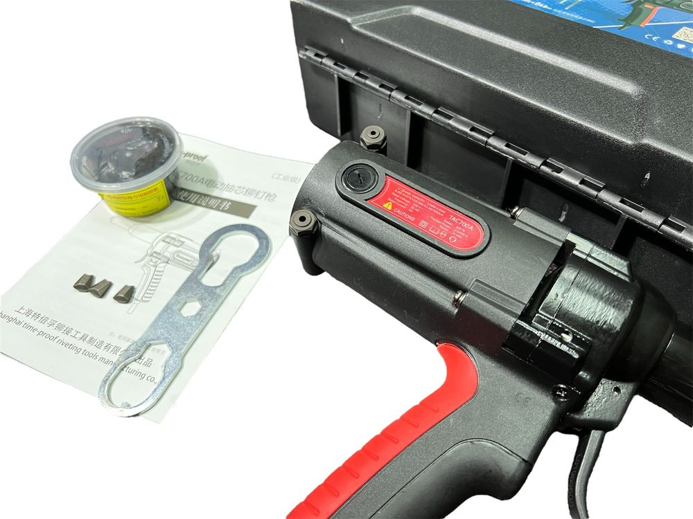 Заклепочник Time-Proof TAC 700A EU в кейсе + ремкомплект + клипса