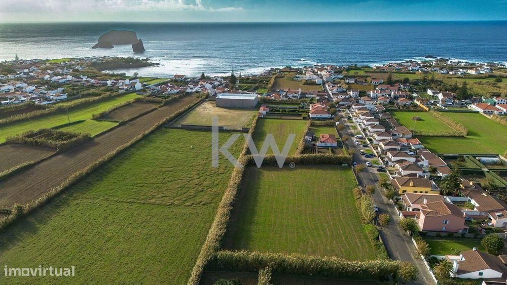 LOTE DE 771M2 situado na Freguesia de Mosteiros, Ilha de São Miguel -
