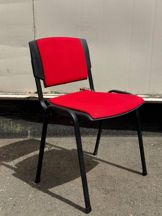 Розпродаж Офісу Офісні меблі Крісла Стільці шафи полички тумби стелаж