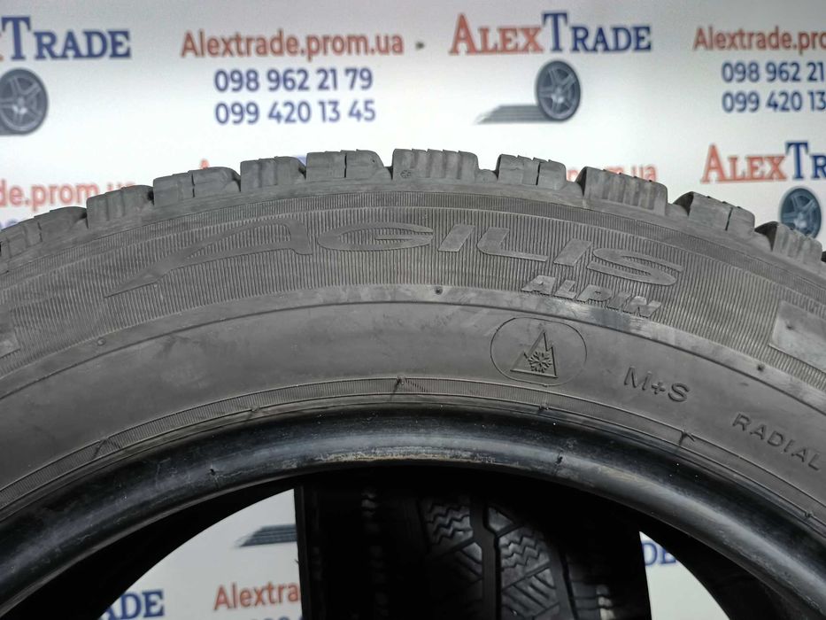 2 шт. 215/60 R17C цешка Michelin Agilis Alpin зимові шини б/у, 7 мм