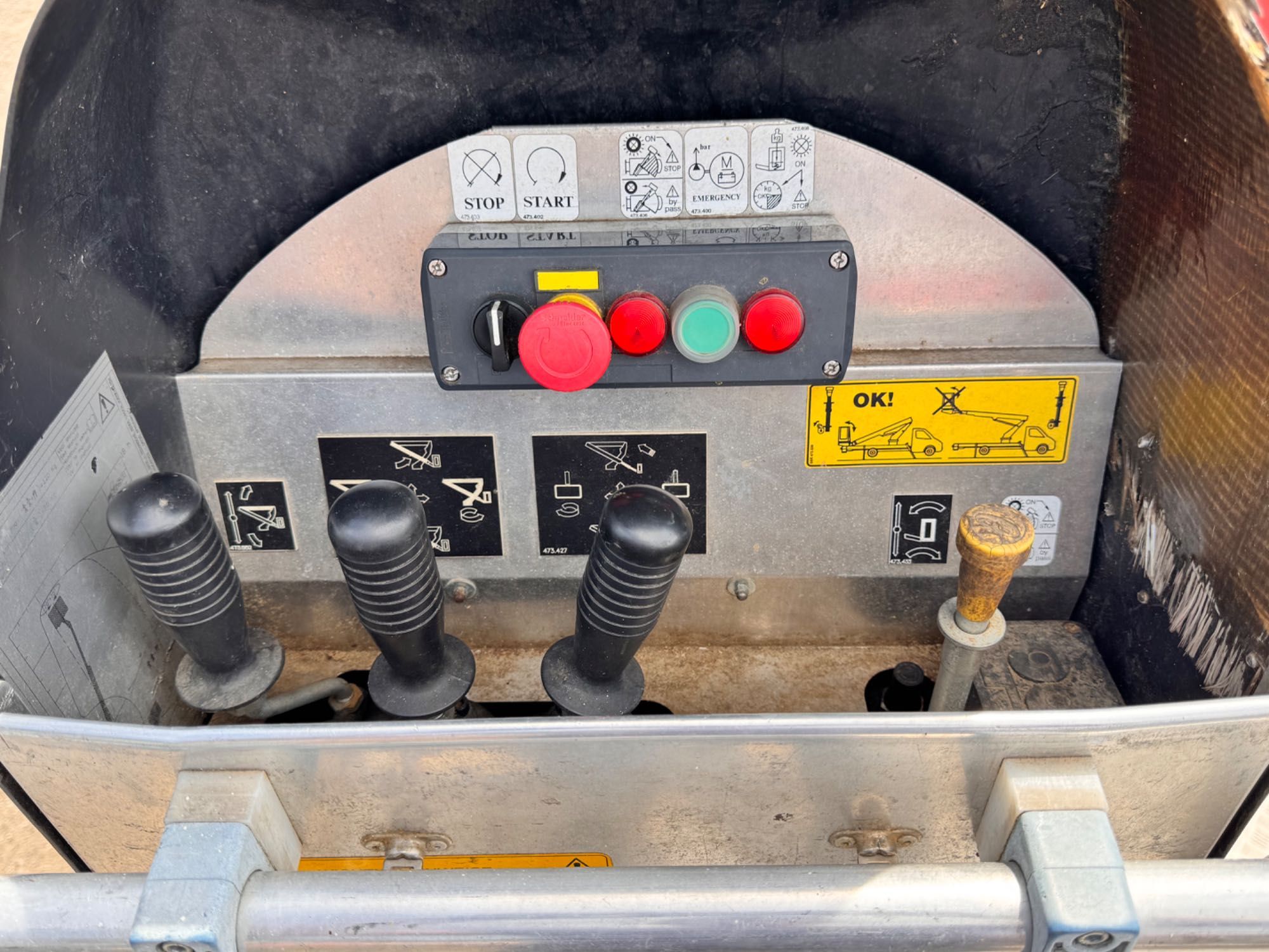 29m, GSR E290PX Hydraulika, Stan idealny, 70,000 EUR Export