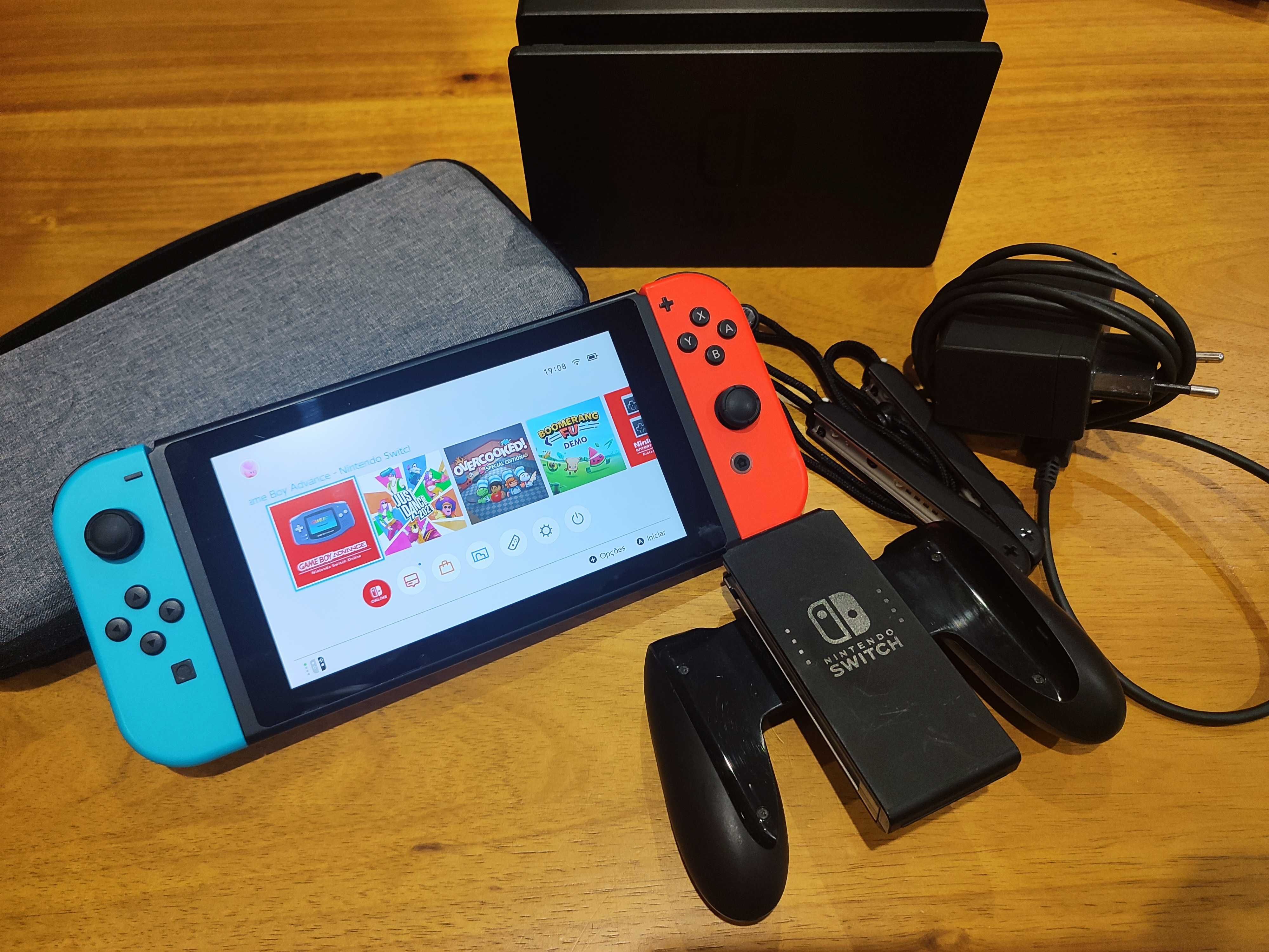 Nintendo switch com acessórios