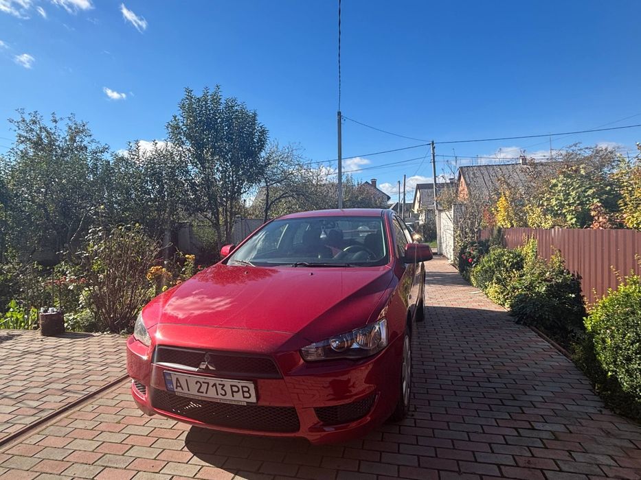 Продам міцубиси ланцер 10