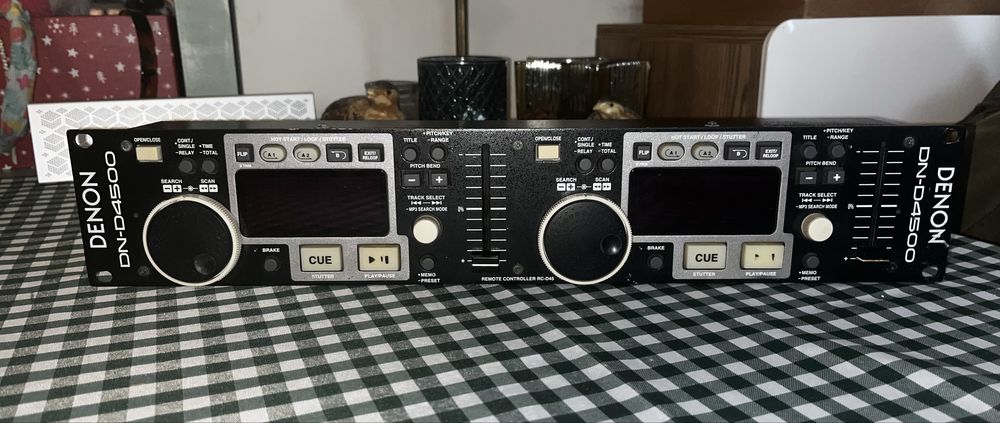 Denon  DN-D4500.
