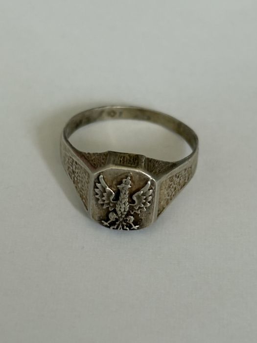 Sygnet patriotyczny z orzełkiem pierścień srebrny kolekcjonerski