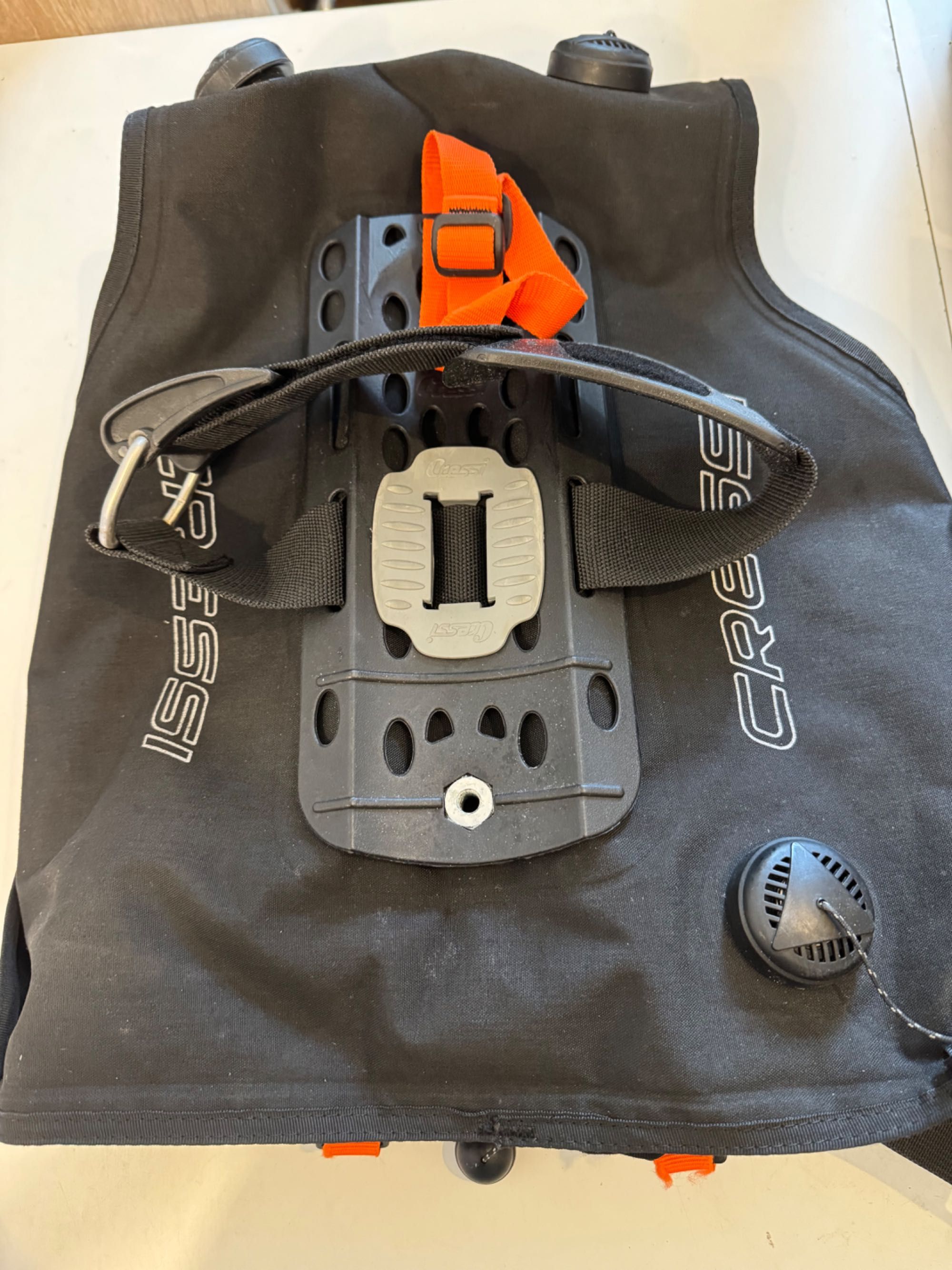 Jacket Nurkowy Cressi Line Rozmiar M 2 automaty oddechowe manometr