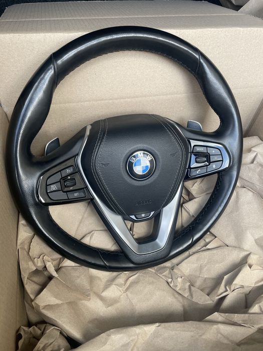 Спортвне кермо BMW G30 з безпекою та коплектацією шкіра 2018 рік. Руль