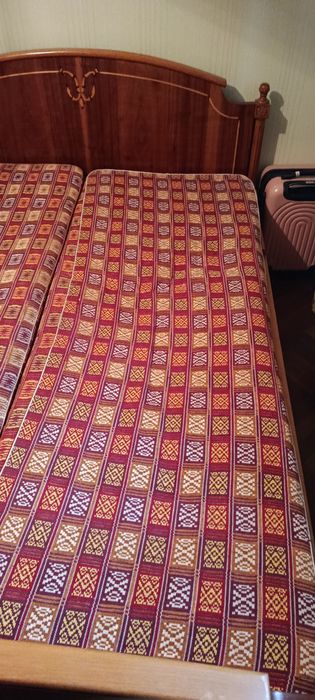 Ліжко двоспальне